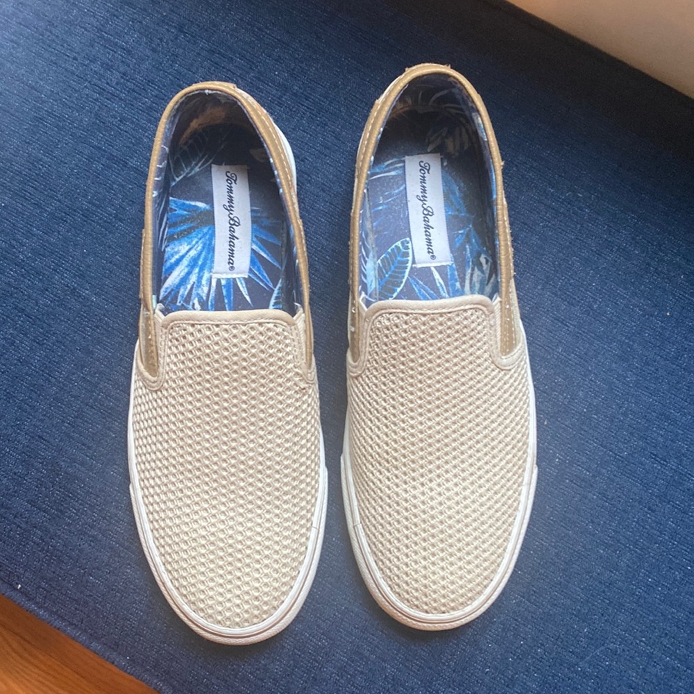 Tommy Bahama mens summer shoes